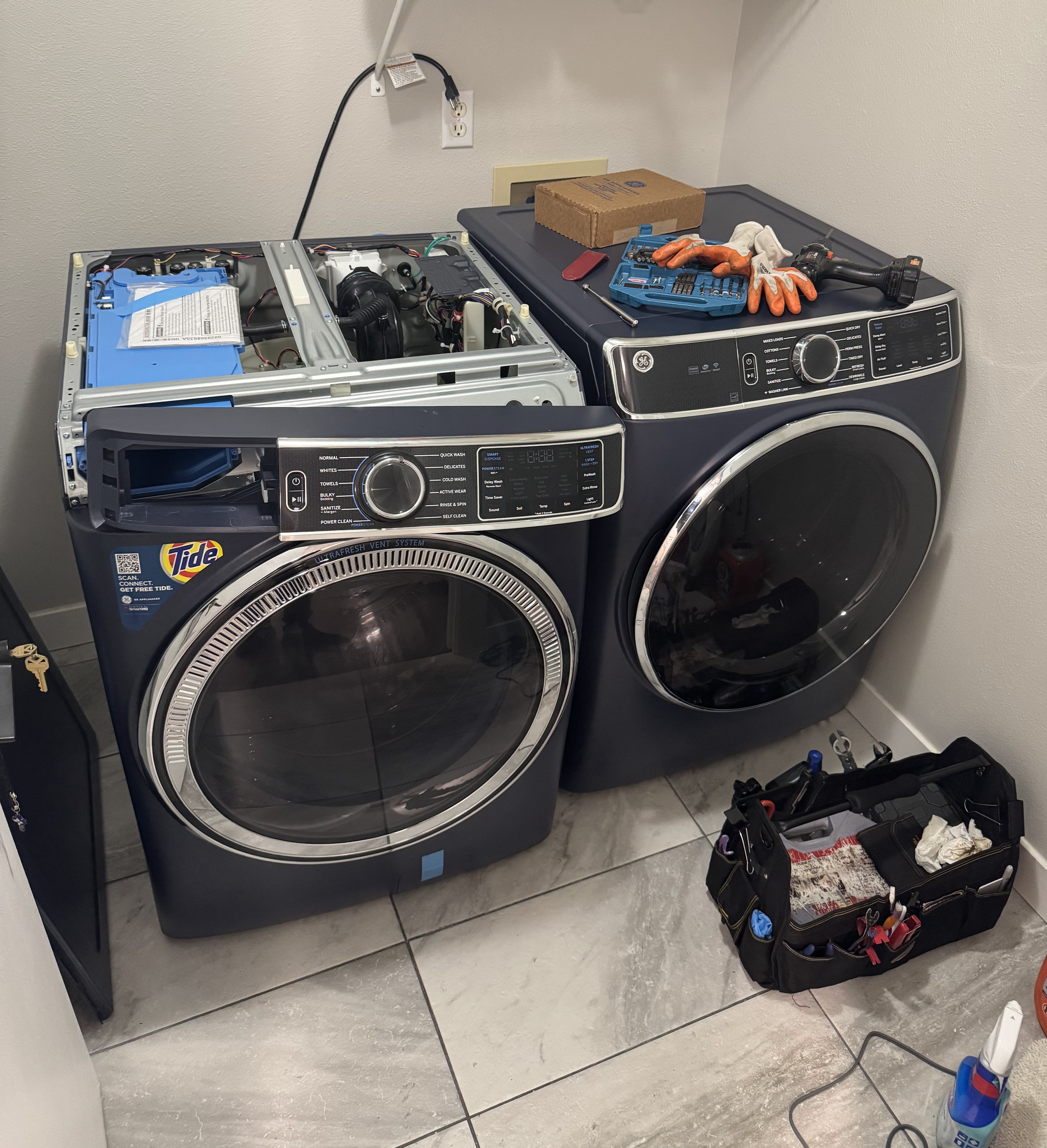 Front load washer repair service in Portland OR diagnosing washing machine