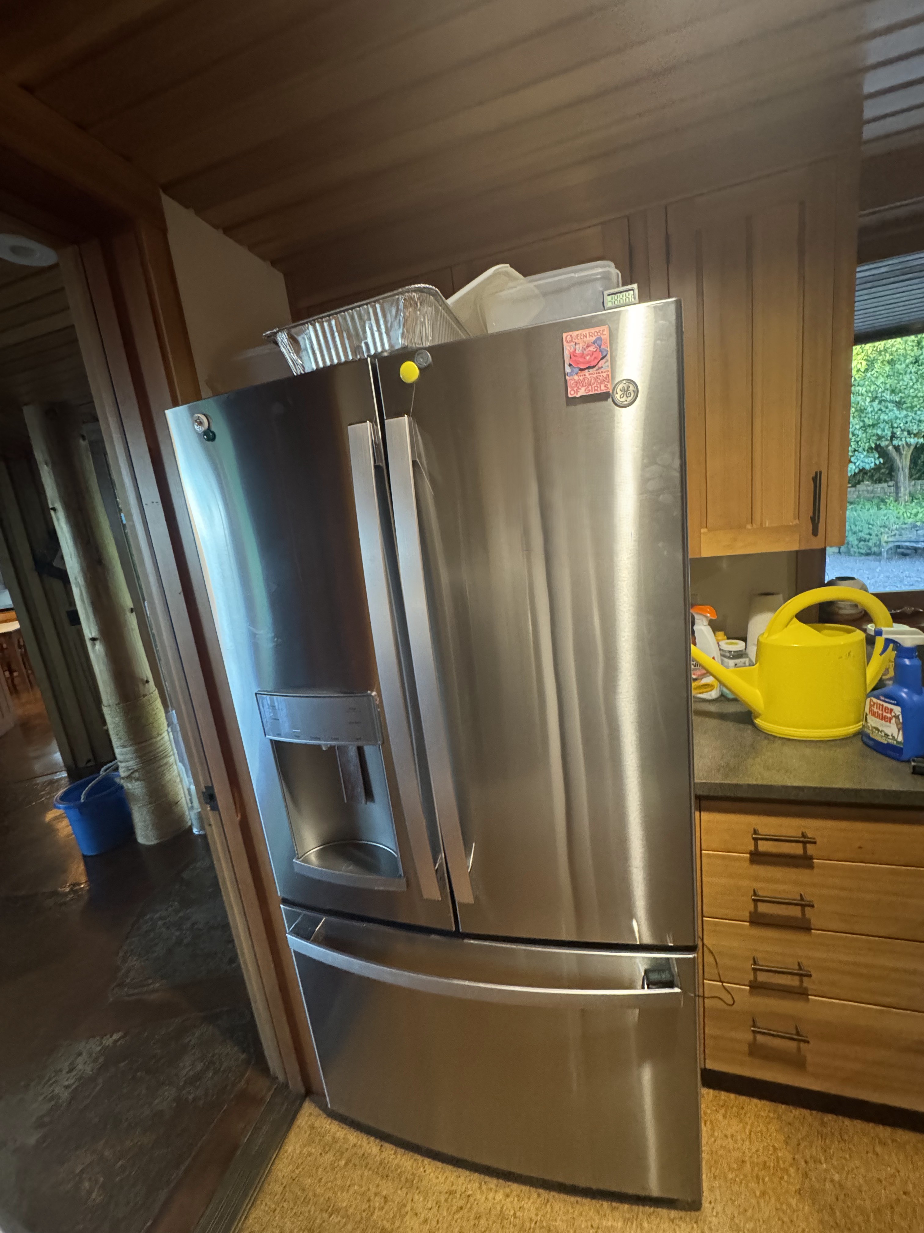 GE refrigerator with fresh food compartment not cooling properly in Newberg, OR 97132